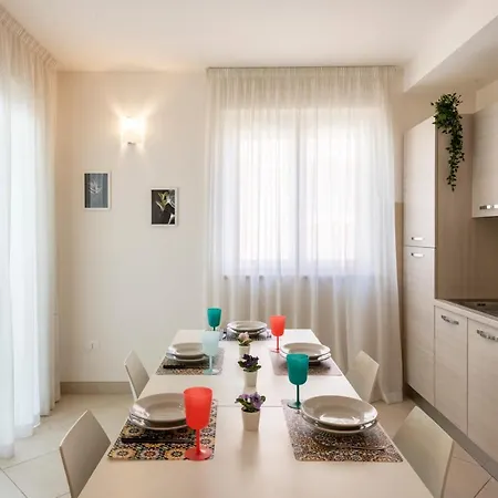Elegante Trilocale Marconi Prima Fila Mare Apartman