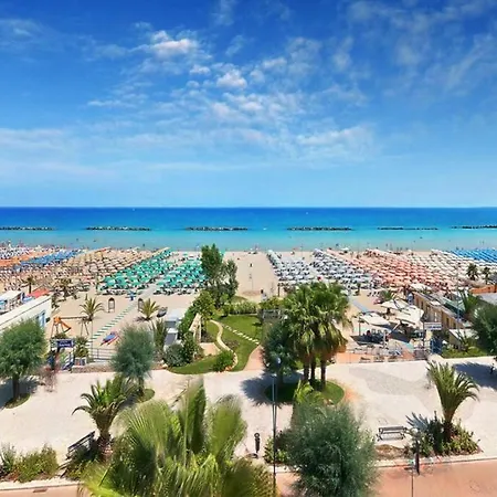 Elegante Trilocale Marconi Prima Fila Mare *