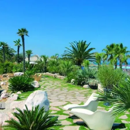 Apartmán Elegante Trilocale Marconi Prima Fila Mare *